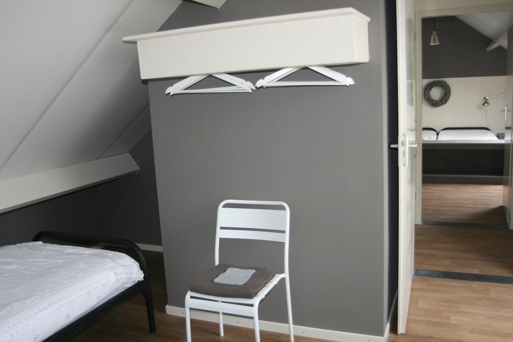 Erfgoedlogies D'Ouffenhoff Hotel Baarlo  Quarto foto